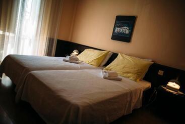 膳宿费 Villa Amfora