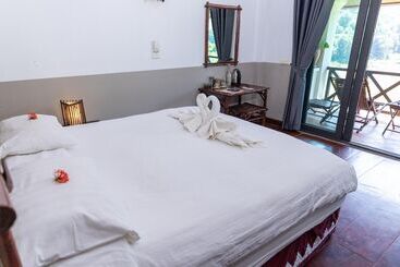 فندق The Sanctuary Pakbeng Lodge