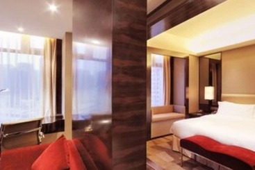 Otel Royal Suites & Tower