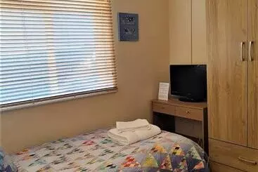 فندق Avoncourt Lodge