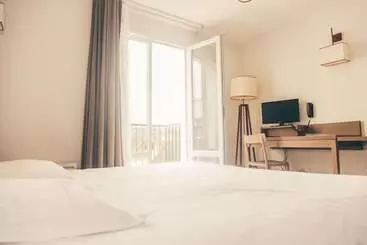 Апарт-отель Terres De France   Appart Hotel Quimper Bretagne