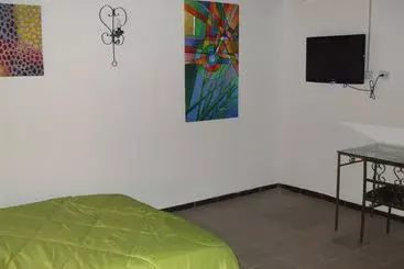 فندق فئة نجمة واحدة Autograph Lodge