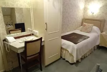 Отель The Chudleigh