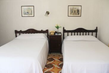 Otel Real Toledo By Kavia