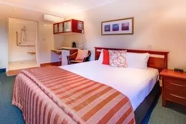 Motel Emerald Spa Motor Inn