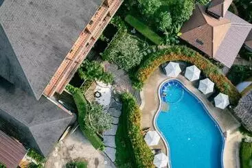 هتل Railay Phutawan Resort