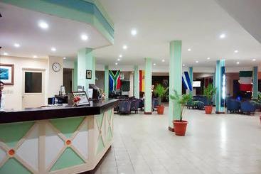 酒店 Fantasy Island Dive Resort