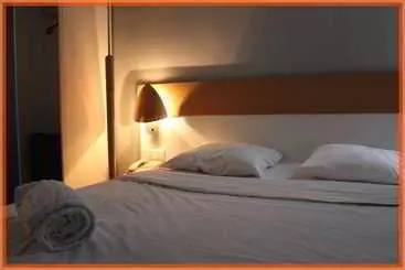 簡易ホテル Midi Business Lodge