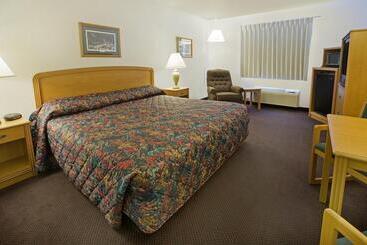 酒店 Americas Best Value Inn Grand Forks