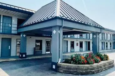 ホテル Rogers Inn