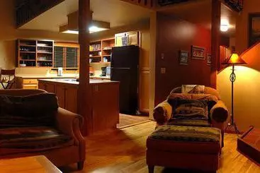 Cabins Gaynor Ranch & Resort