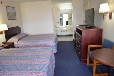 فندق American Inn And Suites White Hall