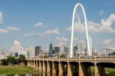 فندق The Ritzcarlton, Dallas