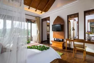 Royal Muang Samui Villas   Sha Extra Plus