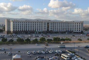 Hamdan Plaza Hotel Salalah, An Htg