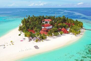 Diamonds Athuruga Maldives Resort & Spa