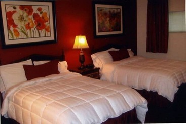 מלון דירות Whitman Motor Lodge