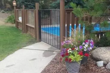 فندق Alpine Rivers Inn