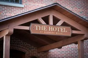 فندق Diamond Mills Resort