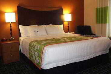 公寓式酒店  Fairfield Inn And Suites By Marriott Seymour