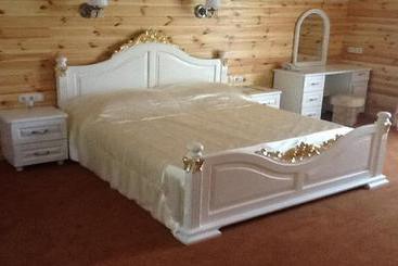 هتل Chervona Kalina