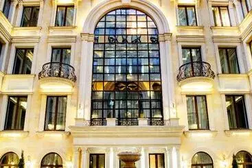 酒店 The St. Regis Moscow Nikolskaya