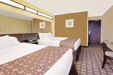 Microtel Inn & Suites Sayre, Pa