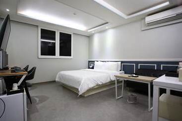 Hotell Pyeongtaek Lx