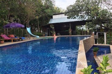 هتل Chaweng Park Place