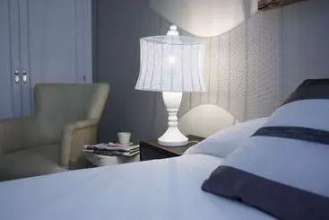 Apartamentos WooTravelling Plaza de Oriente Homtels