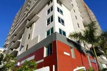 בית מלון כפרי Aloft Miami  Brickell