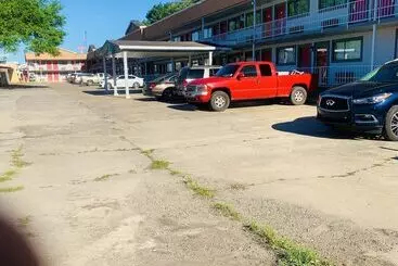 Мотель Budget Inn And Suites