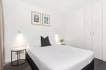 Motel The Mid Pacific