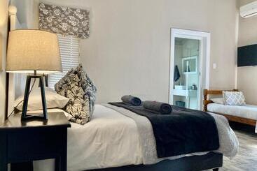 펜션 The Merino Guest House