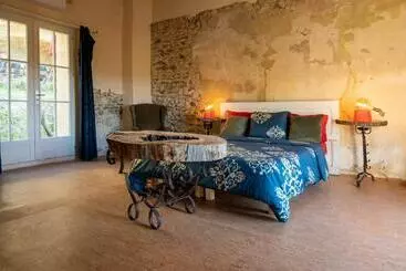 B&b Bacchus Grotto With Only 1 Suite 45m2, Plunge Pool & Jardin Privé