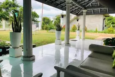 Majatalo Castile Inn