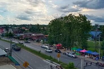 هتل آپارتمان Nana Grand