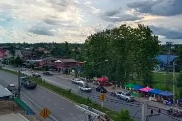 هتل آپارتمان Nana Grand