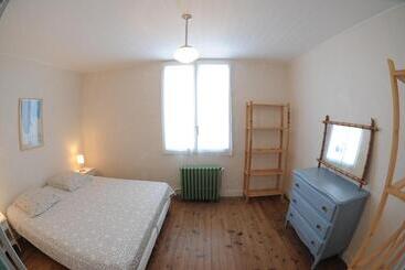 پانسیون La Villa Tamaris Maison à Partager