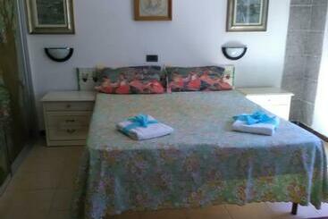 بنسيون L Impossibile Guesthouse