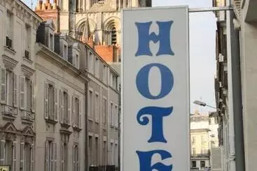 Hotelli Des Lices Angers