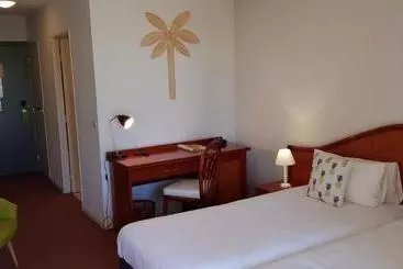 هتل Hôtel Le Galoubet