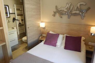 Hotel Miramar  Cap D Antibes   La Garoupe Plage