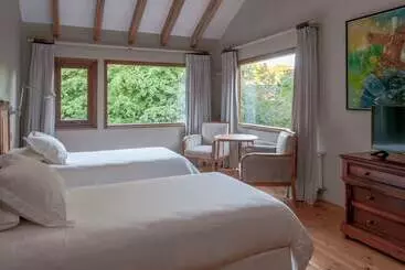 Hotel Noi Los Caiquenes