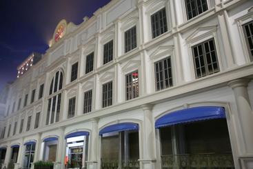 Отель Poipet Resort & Casino