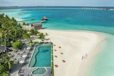 هتل Angsana Velavaru