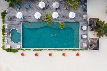 فندق Angsana Velavaru