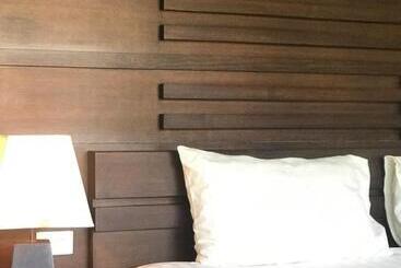 בית מלון כפרי Lanta Pura Beach Resort Sha Extra Plus