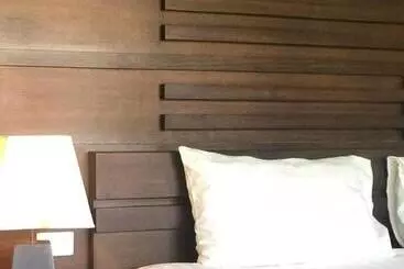 בית מלון כפרי Lanta Pura Beach Resort Sha Extra Plus