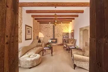 Bennoc Petit Hotel   Only Adults